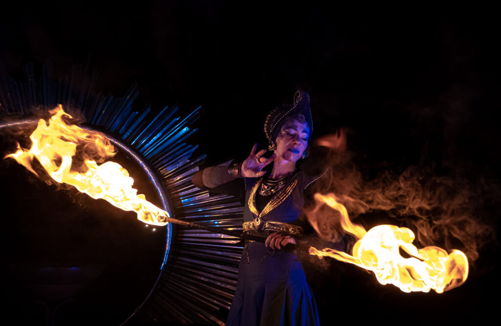 Baton de feu, jongleur de feu -Aura- CieNumia-